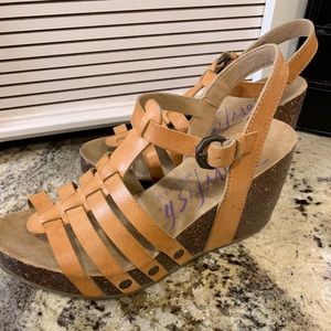 Wedge sandals size 9